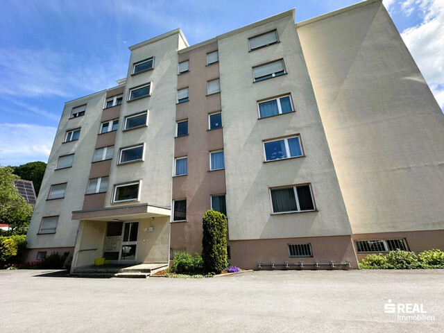 3-Zimmer-Wohnung in zentraler Lage mit Top-Infrastruktur