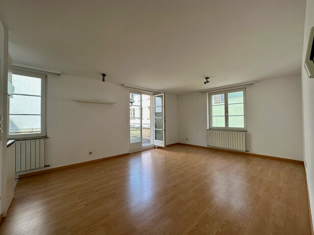 "ohne Provision" helle 1 Zimmer Stadtwohnung mit großer Terrasse