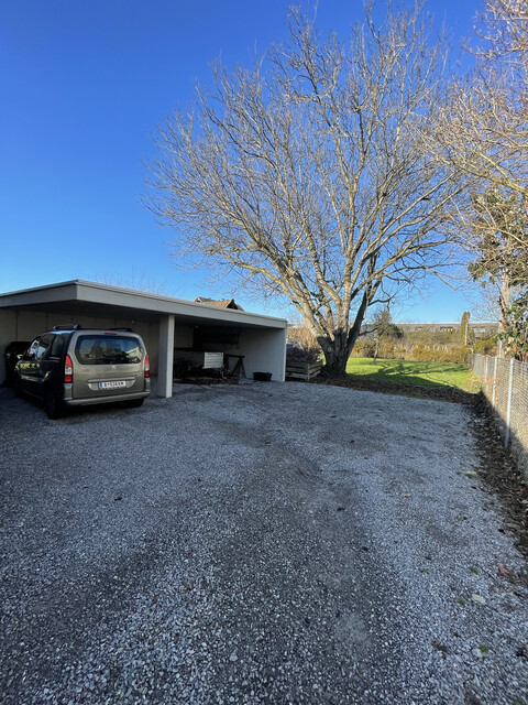 PROVISIONSFREI - Gepflegte Wohnung mit Terrasse, Garten und Carport in ruhiger Lage - Nähe Schweiz!