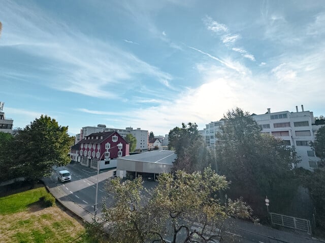 Neu renovierte 2-Zimmer-Wohnung mit ca. 10 m² Terrasse in Seenähe – Bregenz
