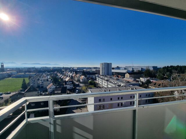 2-Zimmer-Wohnung mit großem Balkon und traumhaftem Ausblick in Bregenz