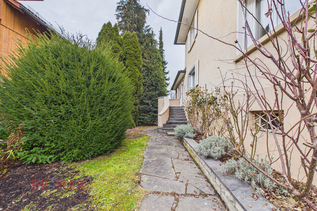 Großzügiges Grundstück trifft auf charaktervolles Wohnen