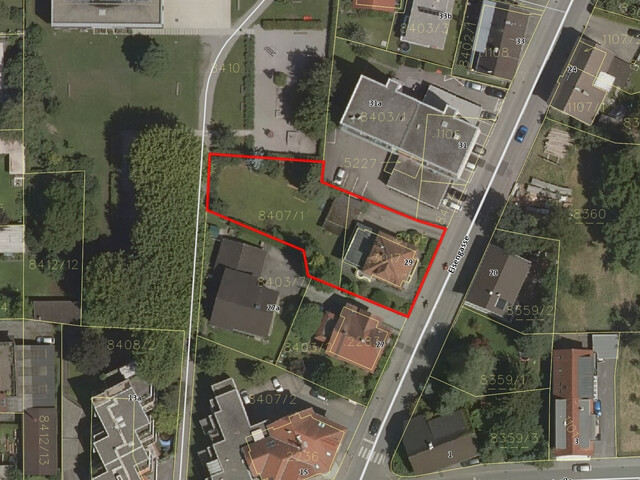 Großzügiges Grundstück trifft auf charaktervolles Wohnen