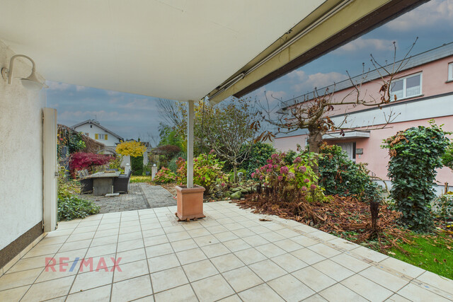 Top-Objekt in Altach: Haus mit Einliegerwohnung und zwei XL-Garagen