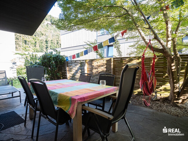 Großzügiges Haus in Feldkirch: Platz, Garten und Sauna