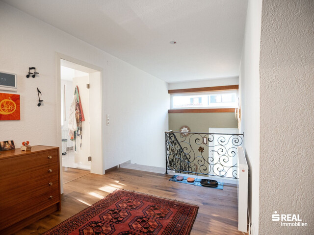 Großzügiges Haus in Feldkirch: Platz, Garten und Sauna