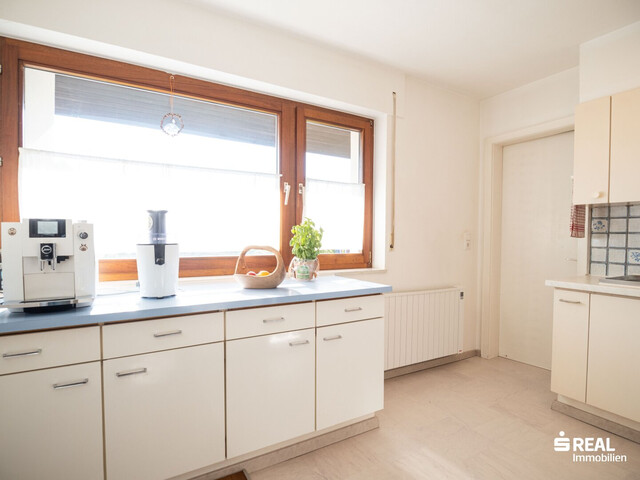 Großzügiges Haus in Feldkirch: Platz, Garten und Sauna