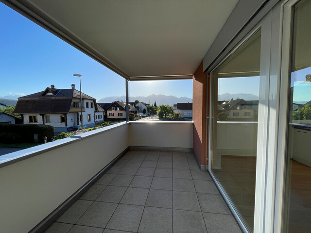 Wohntraum mit Weitblick! Sonnige 4 Zi Wohnung, großer Südwestbalkon, zentral in Rankweil - provisionsfrei!