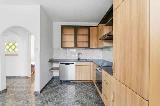 Doppelhaushälfte zum Preis einer Wohnung mit Modernisierungspotential und bereits erfolgten Updates