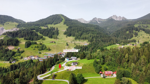 Grundstück für ein Ferienhaus im Schi- und Wandergebiet