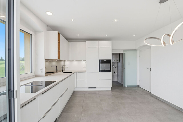 Wunderschöne, neu renovierte 3-Zimmer Wohnung in Hohenweiler