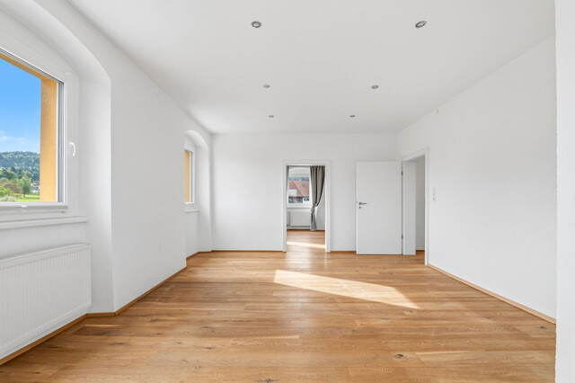 Wunderschöne, neu renovierte 3-Zimmer Wohnung in Hohenweiler