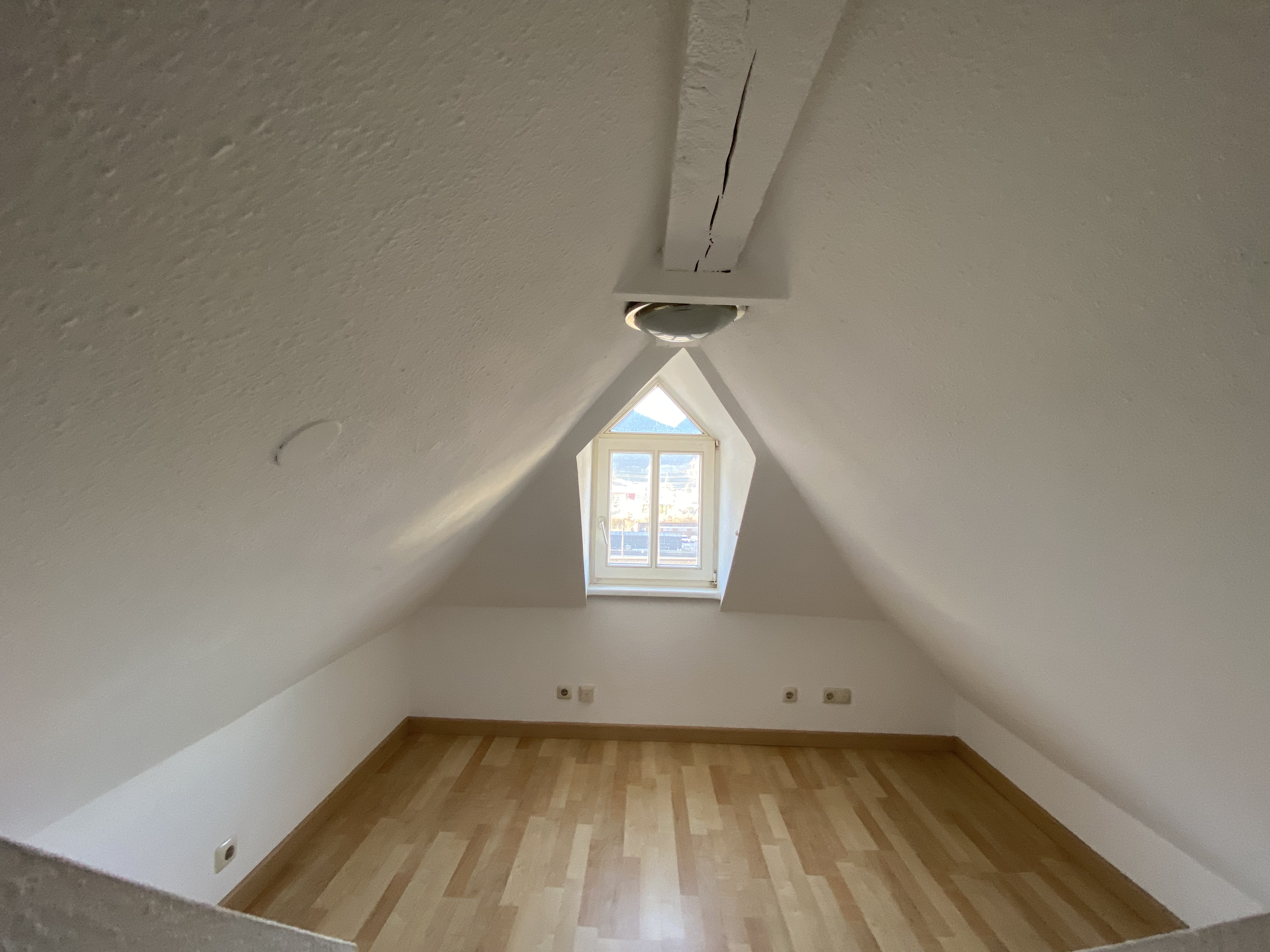 "ohne Provision" gemütliche 3 Zimmer Wohnung in zentraler Lage