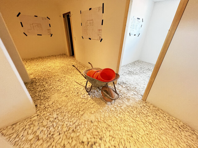 Sackgasse - 12 Garagen - 2026 Umbau für EUR 2 Mio. 