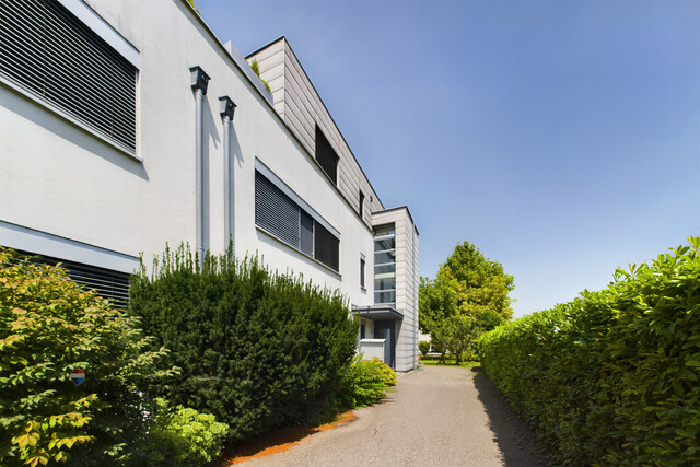 Gepflegte 4-Zimmer-Wohnung mit Westbalkon und Tiefgaragenplatz in Feldkirch-Altenstadt