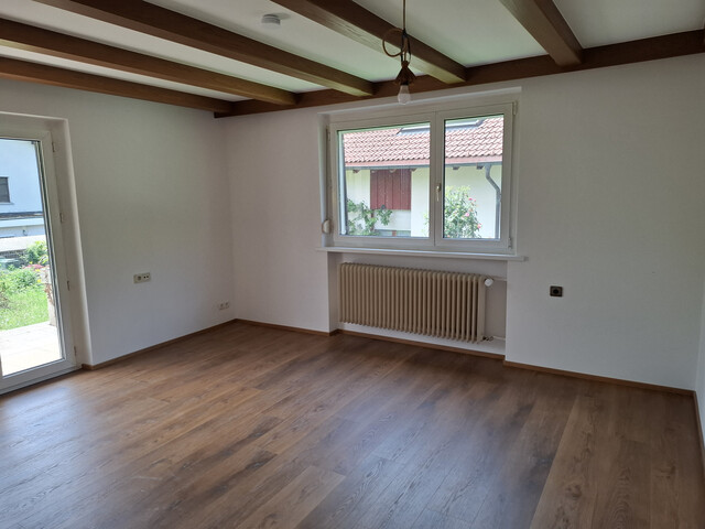 Naturnah wohnen mit großem Garten – 3‑Zimmer‑Erdgeschosswohnung mit Terrasse in Klaus
