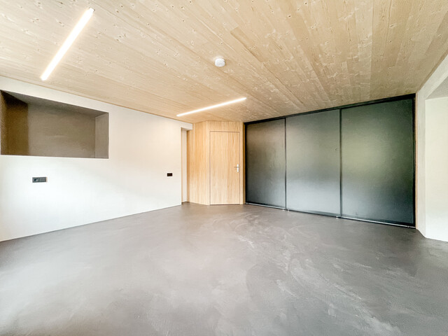 Exklusivität trifft auf historischen Charme: Einzigartige Wohnung in Schlins zu verkaufen