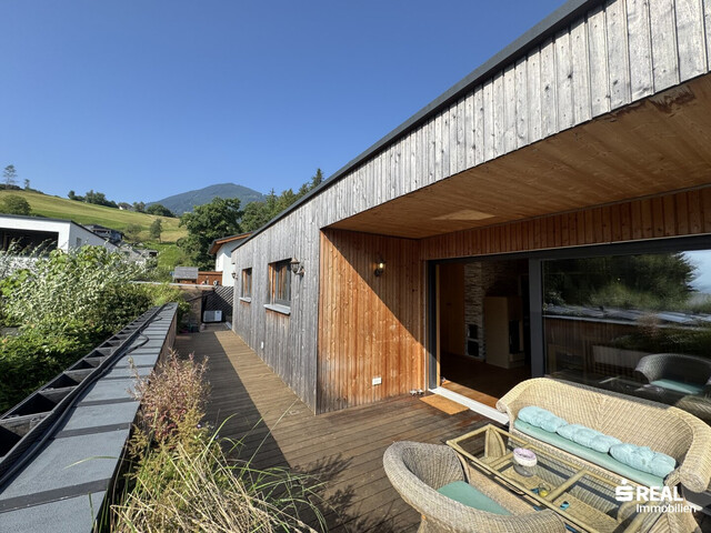 Ihr Traumhaus mit Pool wartet!