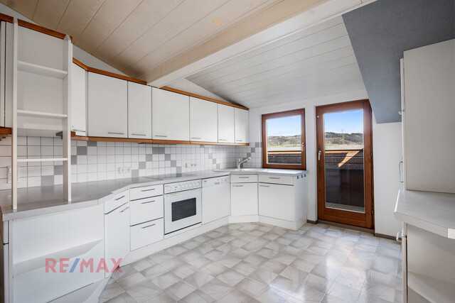 Helle 3-Zimmer Dachgeschosswohnung mit Charme in Frastanz zu verkaufen!