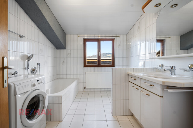 Helle 3-Zimmer Dachgeschosswohnung mit Charme in Frastanz zu verkaufen!