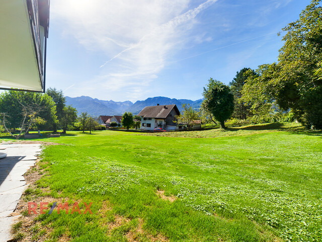 HIER BIN ICH!
Klares Haus/1500m² Garten/Bergpanorama