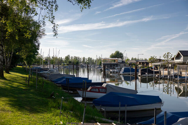 Exklusives Ferienhaus direkt am Bodensee - mit eigener Bootsgarage!