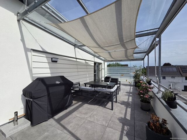Neuer Preis! Penthouse-Feeling – Wohnen mit großer Sonnenterrasse und Tiefgaragenplatz in Feldkirch!