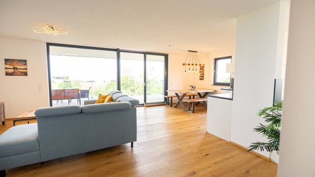 122m² große 3-Zimmer-Maisonettewohnung mit Seeblick und Zweitwohnsitzmöglichkeit am Eichenberg!