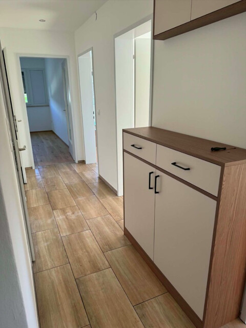 „Top renovierte 4-Zimmer-Wohnung mit 2 Balkonen, Bergblick & Tiefgarage in Lustenau“