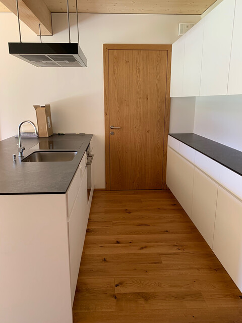 Zur Vermietung gelangt eine gemütliche 3-Zimmer-Gartenwohnung