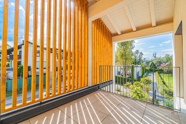 Zentrumsnahe, neuwertige Dachgeschosswohnung mit Blick auf die Gerlitzen und Velden