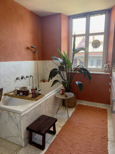 Schönes, helles Zimmer (ca. 15 m²) in liebevoll eingerichteter 115-m²-Wohnung ab 01.12.2026 zu vermieten