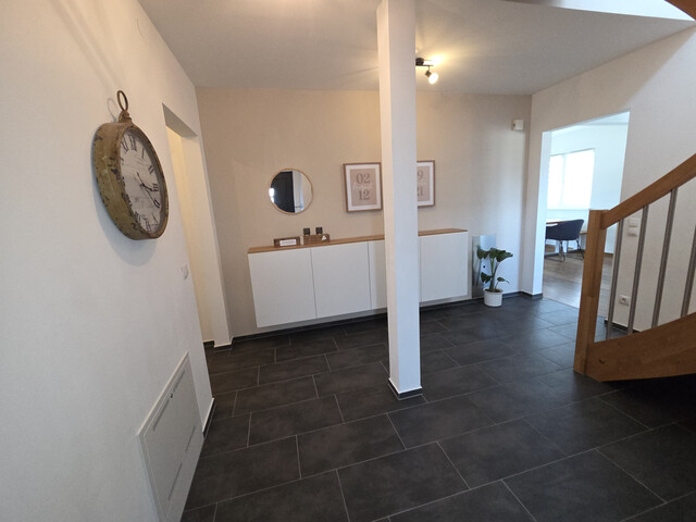 Traumhaftes Einfamilienhaus mit Einliegerwohnung und großem Garten in guter Lage von Koblach!