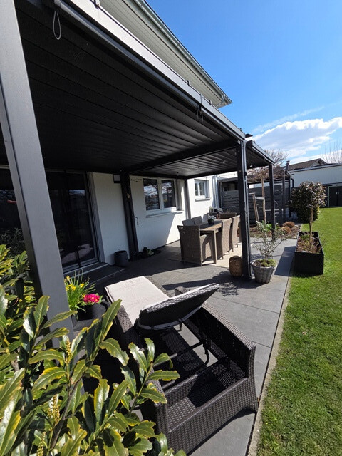 Traumhaftes Einfamilienhaus mit Einliegerwohnung und großem Garten in guter Lage von Koblach!