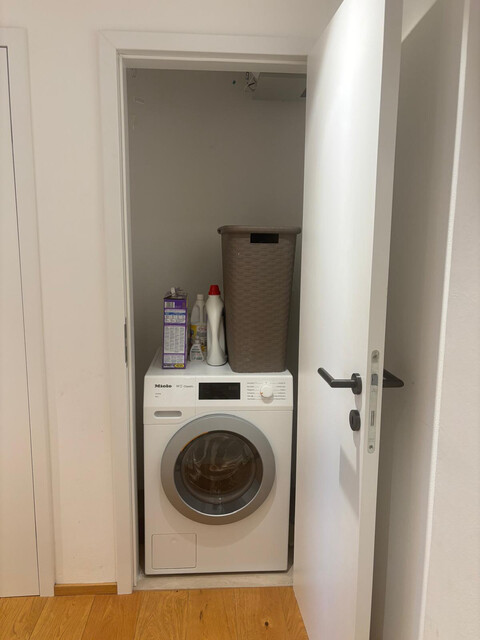 Kernsanierte 4-Zimmerwohnung OHNE Maklerprovision inkl. Tiefgarage nähe Bodensee