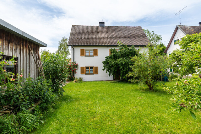 Charmantes Einfamilienhaus in absoluter Seenähe in Hard