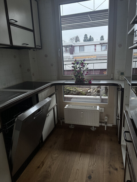 Dachgeschoss Wohnung sehr hell und ruhig im Oberdorf ab 1.2.2026 zu vermieten 0664 122 4829