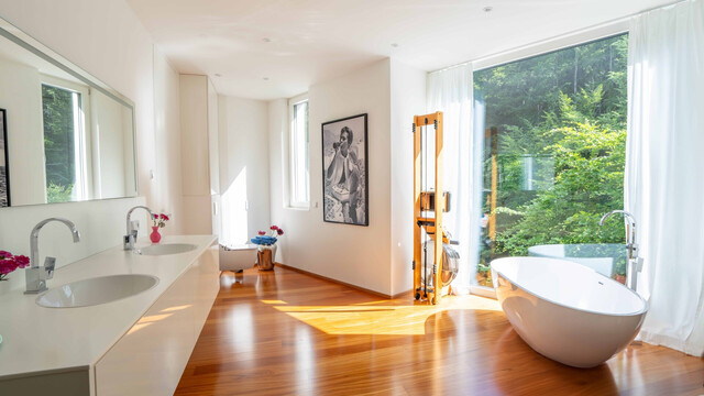 Eichenberg: Exklusives Penthouse mit atemberaubender Seesicht