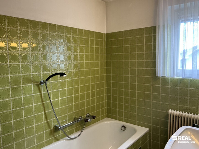 Dornbirn-Schoren: Gepflegtes Haus mit 2 Wohnungen & viel Potenzial