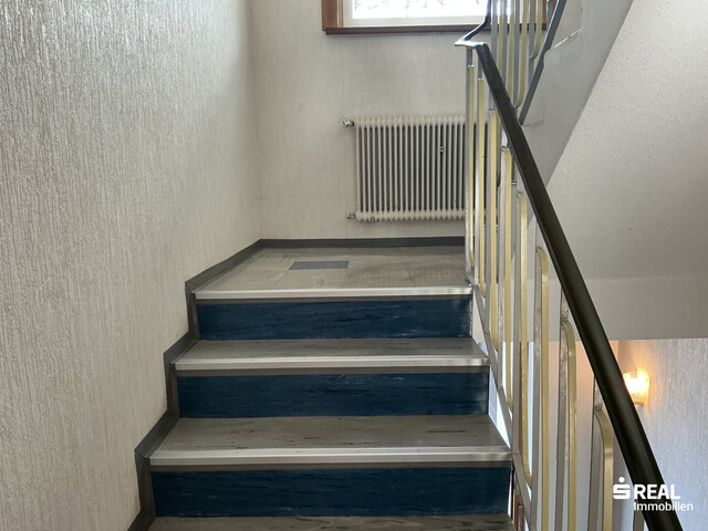 Dornbirn-Schoren: Gepflegtes Haus mit 2 Wohnungen & viel Potenzial