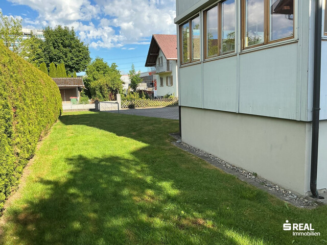 Dornbirn-Schoren: Gepflegtes Haus mit 2 Wohnungen & viel Potenzial