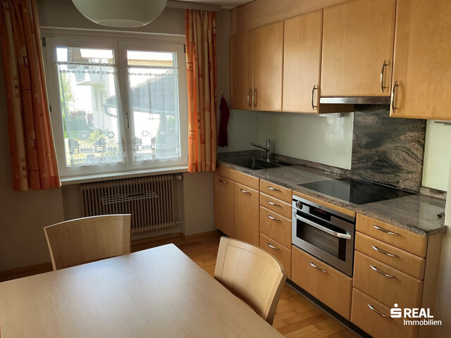 Dornbirn-Schoren: Gepflegtes Haus mit 2 Wohnungen & viel Potenzial