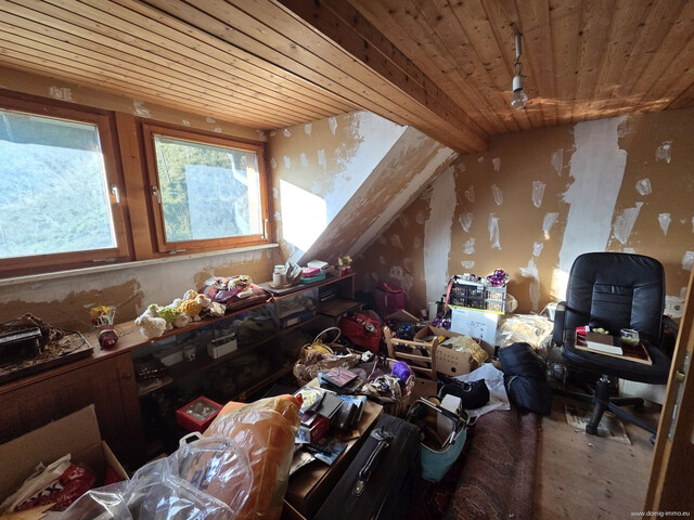 Ein nicht alltägliches Angebot mit Panoramablick und viel Potenzial in Thüringen!