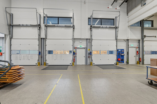 Top Gewerbeimmobilie mit Büro- und Logistikflächen in Weiler