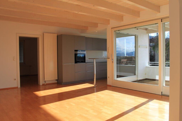 RUHE / SEESICHT / STADTNÄHE / INFRASTRUKTUR