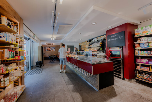 Alpines Design-Juwel im Brandnertal: Etabliertes 4-Sterne-Garni-Hotel in absoluter Spitzenlage zu verkaufen - Mitarbeiterhaus und Verkaufslokal inklusive!