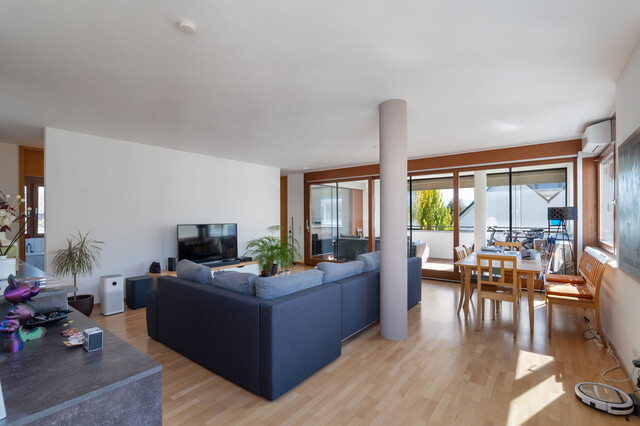 Lustenau: Über 130m² Nutzfläche - 4 Zimmer Wohnung mit großer Loggia