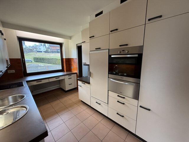 Großes Einfamilienhaus in familienfreundlicher Lage in Göfis zu vermieten!