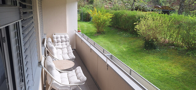 Schöne EG Wohnung mit Balkon Südseite