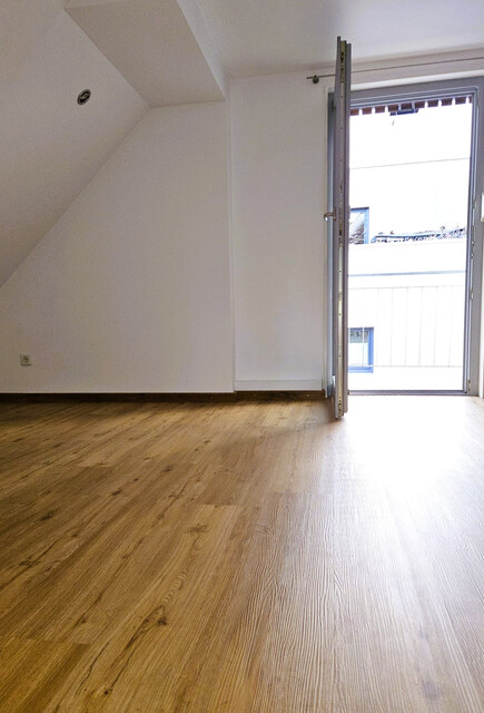 Koblach - Sanierte 4-Zimmer Dachgeschoß-Wohnung, Provisionsfrei